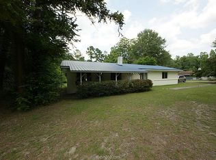 977 E Main St, Harleyville, SC 29448