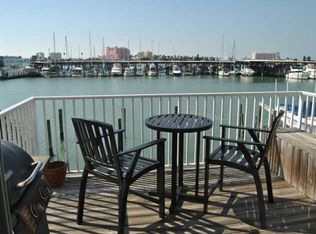 205 Dolphin Pt. #7, Clearwater, FL 33767