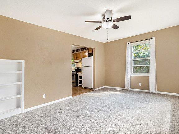 5th image of 772 Ingram St