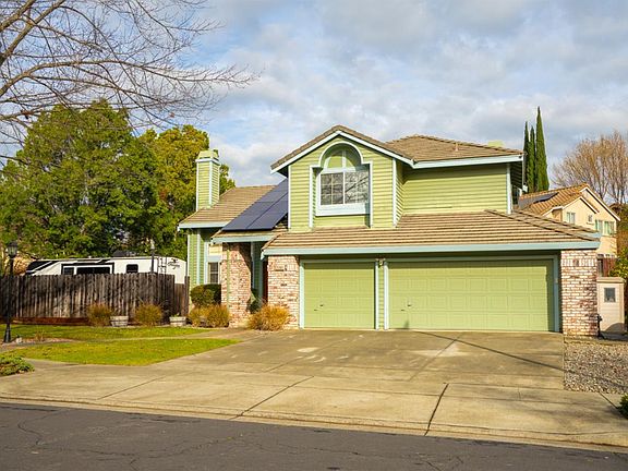 3rd image of 3360 Hillridge Drive