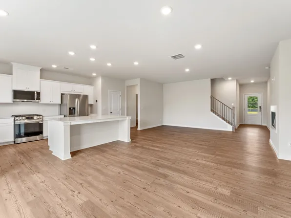 1271 Farmers Loop, Austell, GA 30106