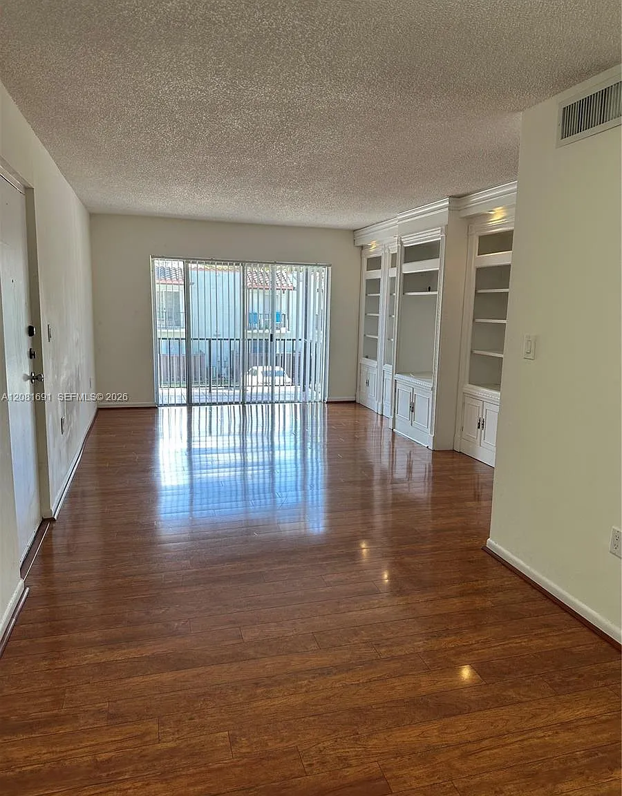 Spanish Trace Condo — Photo 2