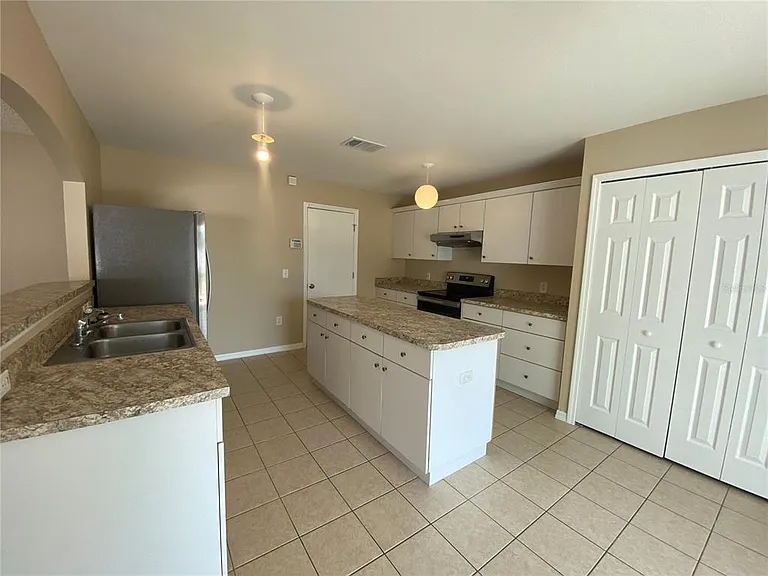 30302 Double Dr — Photo 11