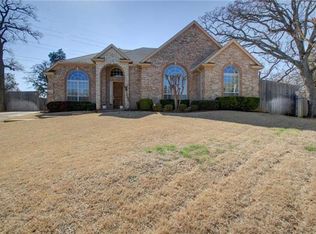 6 Glen Eagles Ct, Trophy Club, TX 76262