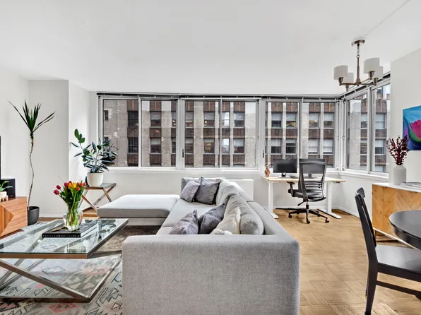 235 East 40th Street 11G image 2 of 19