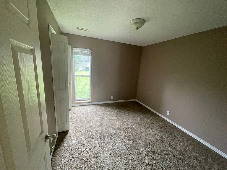 3206 Missouri Pl — Photo 7