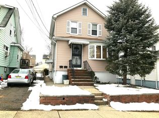 536 3rd Ave #2ND, Lyndhurst, NJ 07071