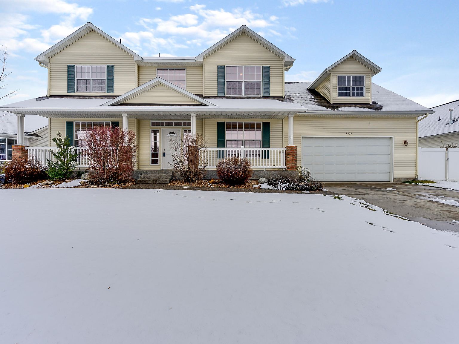 7924 N Carrington Ln, Coeur D Alene, ID 83815 Zillow
