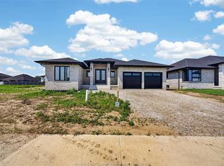 1924 Sannita Ave, Kingsville, ON N9Y0G5