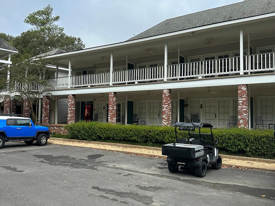 1st image of 5903 Magnolia Ln #34