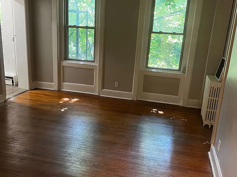 236 Lark St #2R — Photo 9