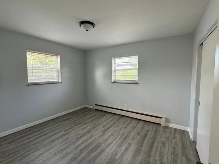 2301 W Lawrence Ave #1 — Photo 6