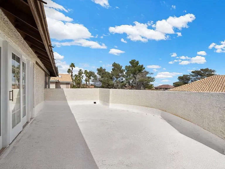 3382 Montessouri St — Photo 18