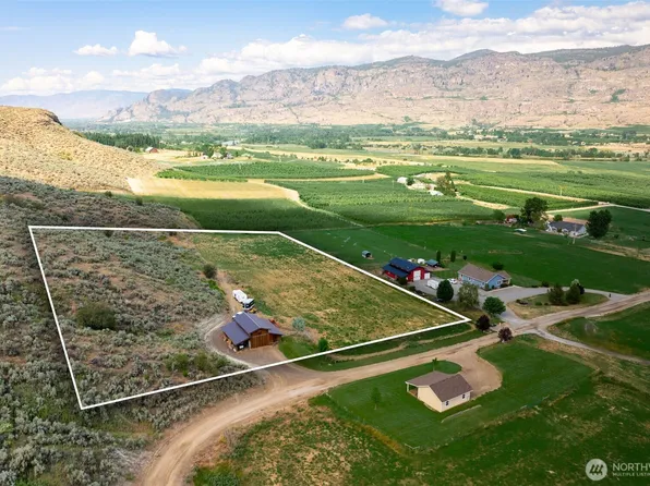 36 Rooster Flats, Oroville, WA 98844