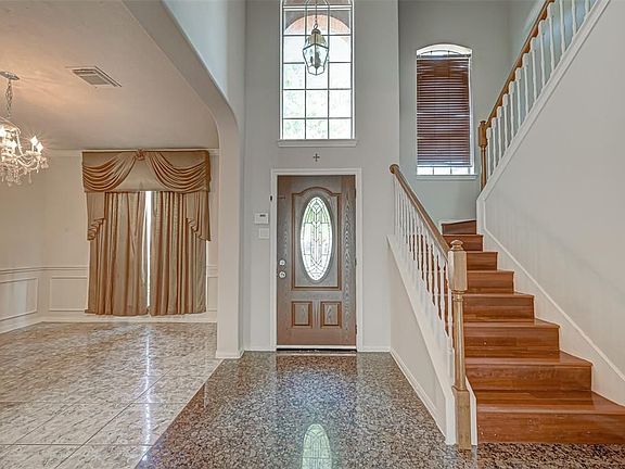 3rd image of 16338 Mellow Oaks Ln
