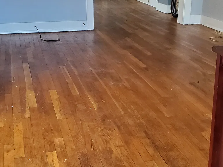Oak Ave — Photo 1