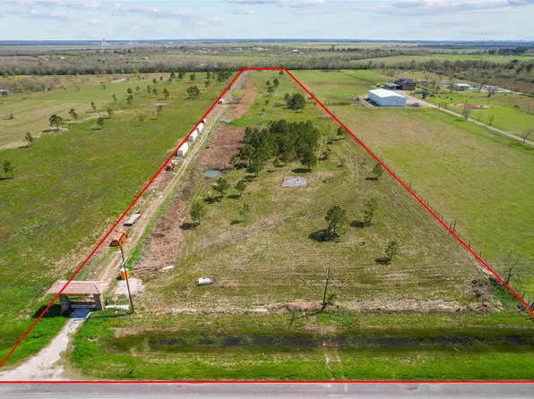 6301 Highway 90, Dayton, TX 77535