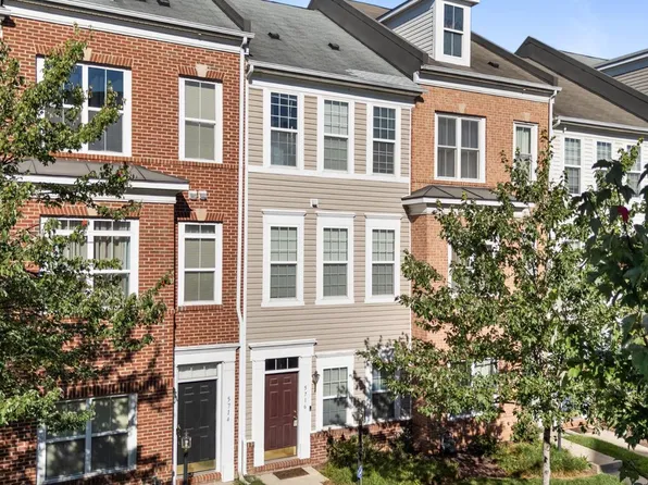 5716 Lanier Ave, Suitland, MD 20746