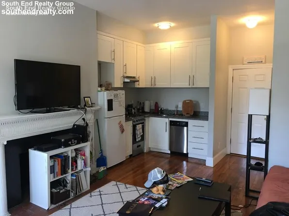 44 Fenway APT 3, Boston, MA 02215