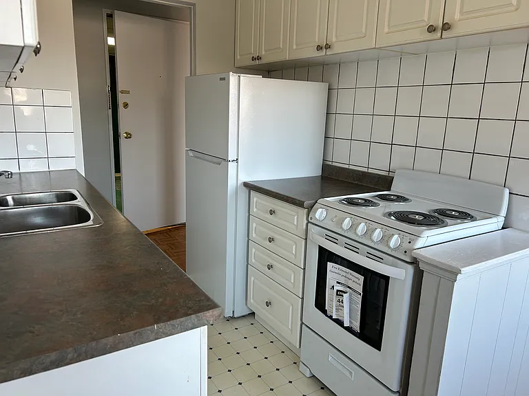 384 Saint Paul St — Photo 9