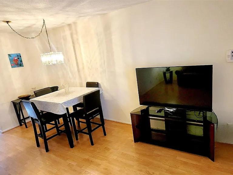 2901 NW 47th Ter #247B — Photo 5