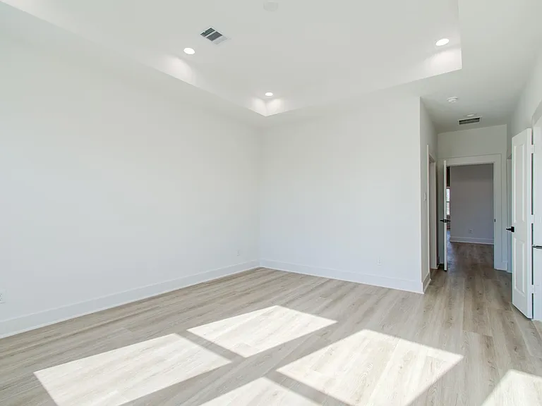 4425 Providence St — Photo 30