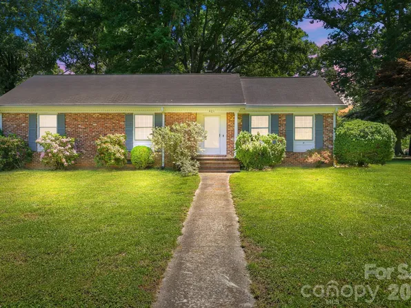401 White Oaks Dr, Salisbury, NC 28147