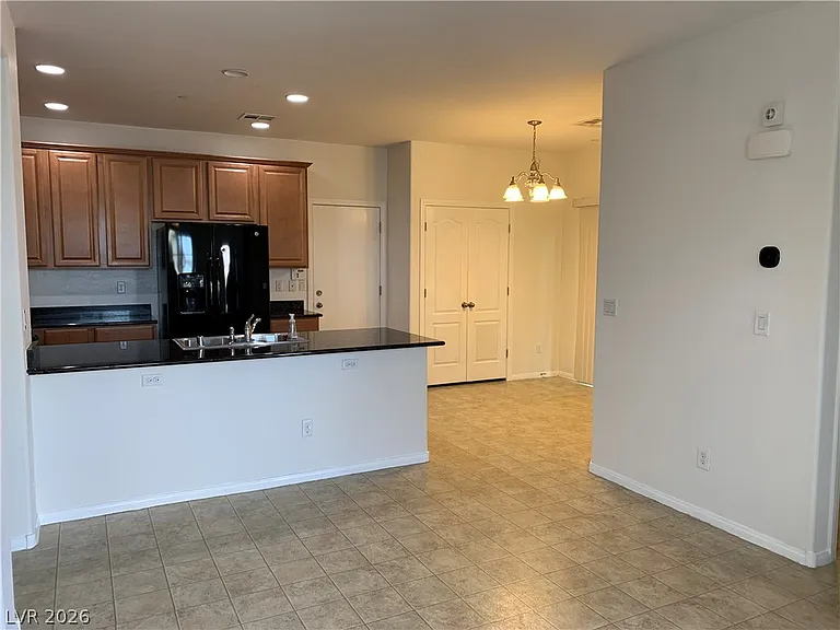 673 Emerald Idol Pl — Photo 3