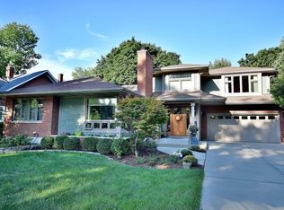 108 S Delaplaine Rd, Riverside, IL 60546