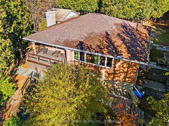 3rd image of 948 Dorcas Bay Rd