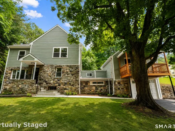 28 Spruce Mountain Road, Danbury, CT 06810
