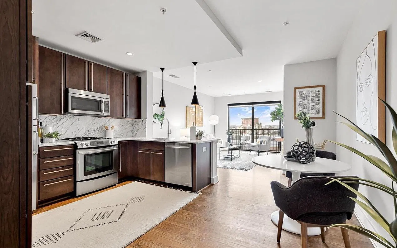 1 bed, 717 sqft, $3,200 — Photo 1