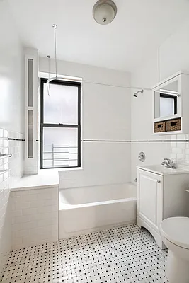 Rented by Compass | media 16