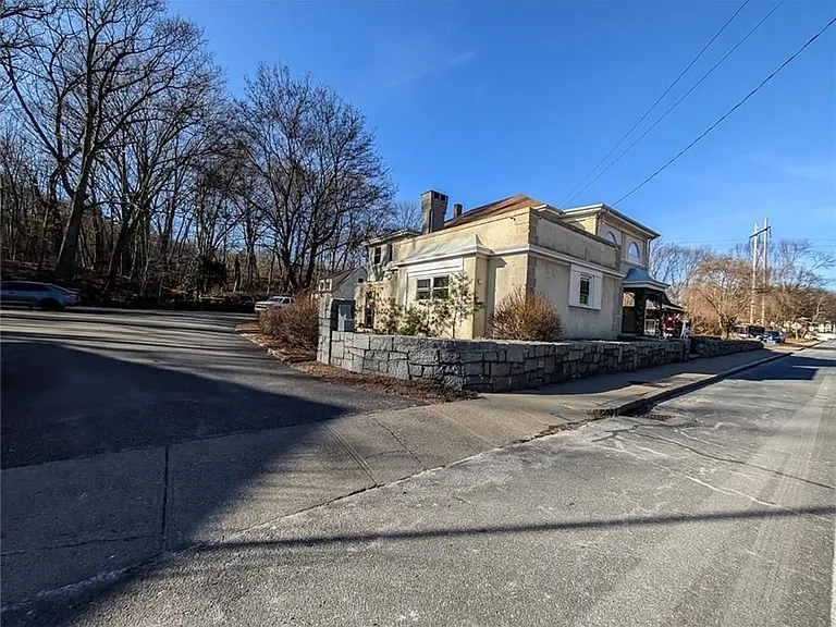 1423 Manville Rd #1 — Photo 4
