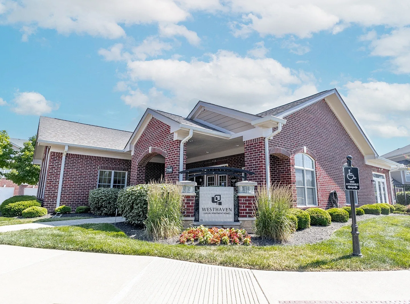 Westhaven Luxury Apartments — Photo 3