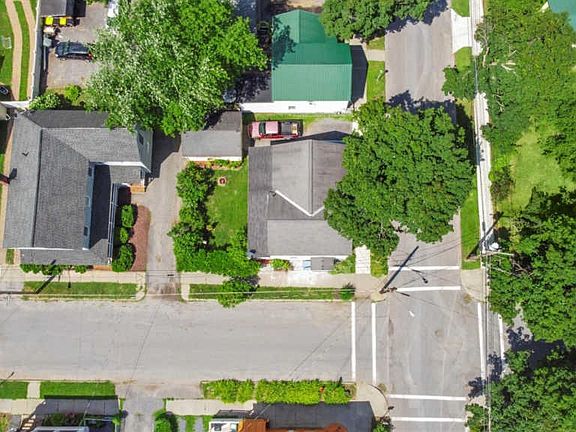 3rd image of 199 Elm St