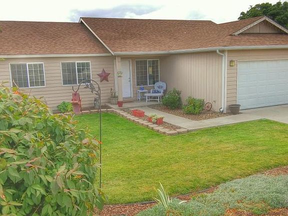 2nd image of 769 Melbourne Ct
