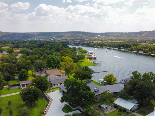 102 Cypress Shore Ln, Kingsland, TX 78639