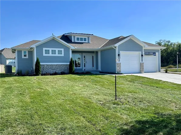 17745 S Brockway St, Olathe, KS 66062