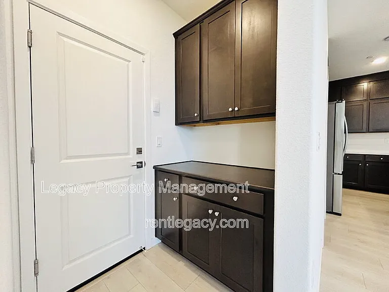 8057 Moongate Way — Photo 8