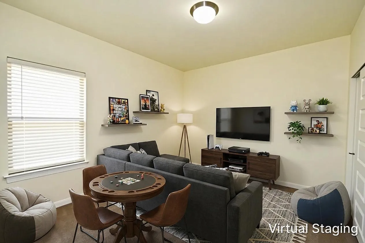 902 Bromyard - 1 — Photo 2