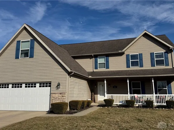 800 Mc Kees Mill Run, New Carlisle, OH 45344