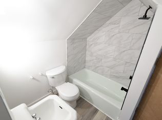 58 Laurel St #3, Worcester, MA 01605