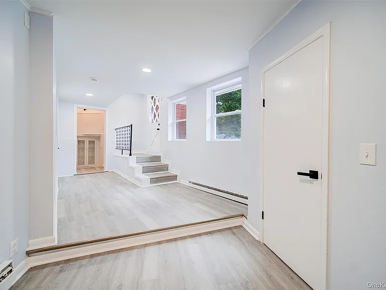 219 Benedict Rd — Photo 23
