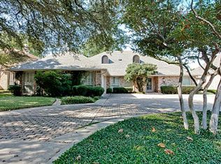 1420 Country Club Rd, Arlington, TX 76013