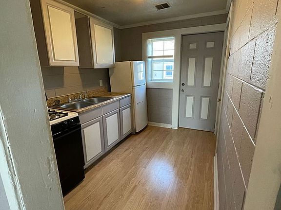 5th image of 2024 E 25th St #D