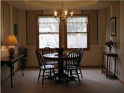 3rd image of 1215 Venetian Way