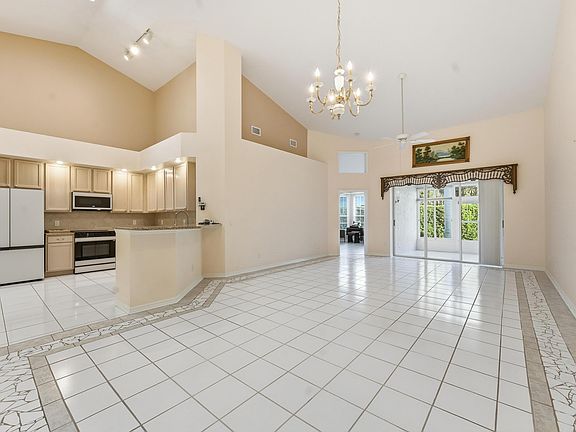 3rd image of 1578 SW Harbour Isles Circle #72
