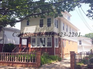 10739 135th St, South Richmond Hill, NY 11419