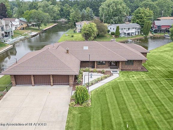 5th image of 10289 Lafayette Ln